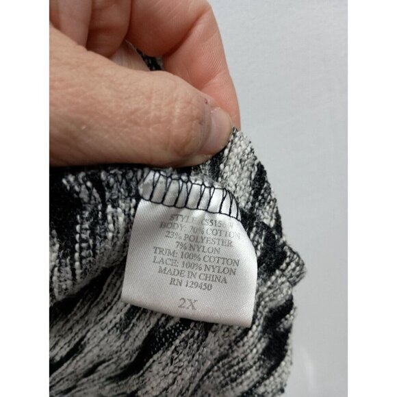 COMO Vintage Womens Tunic Sweater Size 2X Black White Lace V-Neck Pullover - Picture 5 of 8